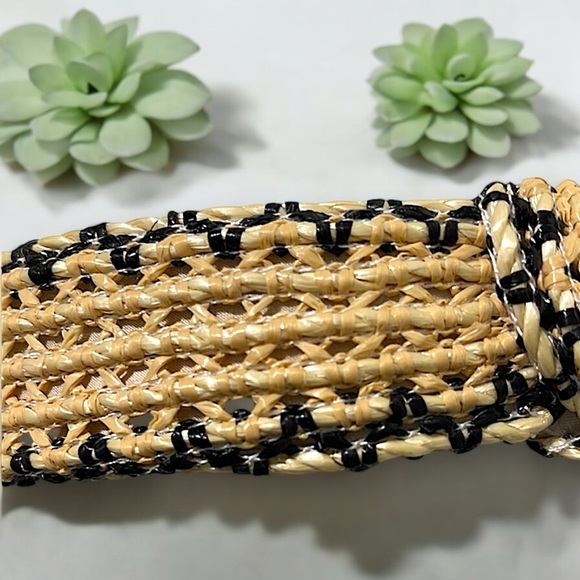 Natural Raffia Knotted Headband - Picture 7 of 16